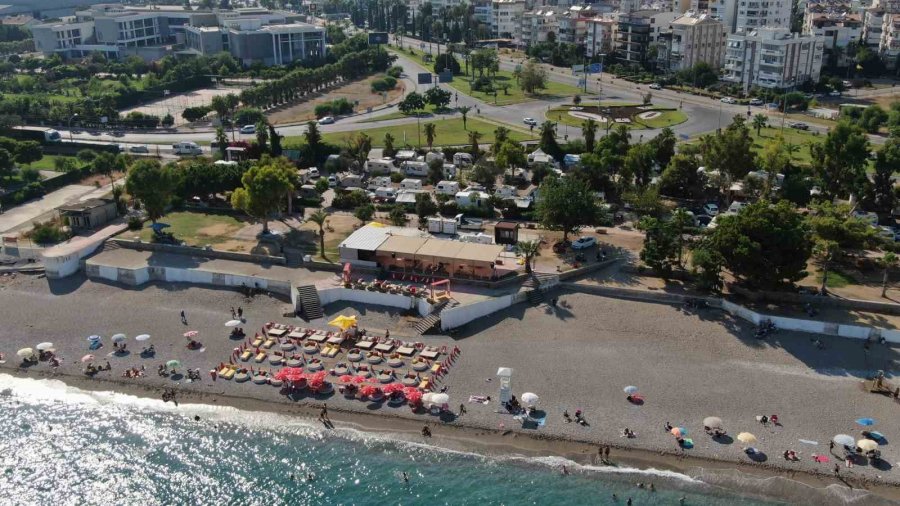 Güne, Camlarına Yapıştırılan " Karavanınız Çekilecektir" Yazılı Tebligatla Uyandılar