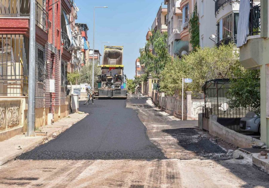 Kepez Gündoğdu’nun Asfaltını Yeniliyor