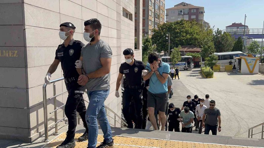 ‘yan Bakma’ Cinayetinde 9 Şüpheli Adliyeye Sevk Edildi