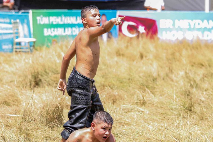 Gökbel’de Başpehlivan Ali Gürbüz Oldu