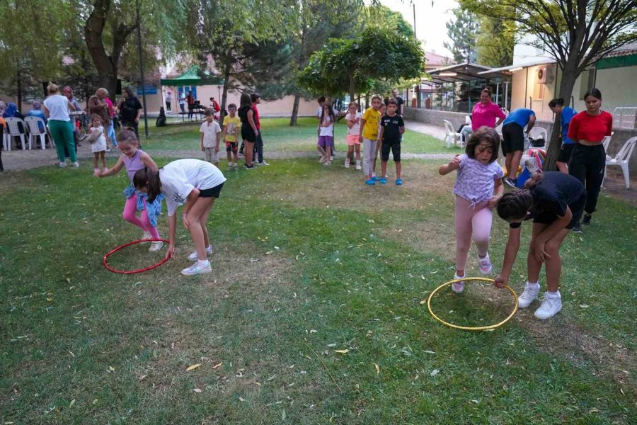 ’yaz Tepebaşı’nda Güzel’ Etkinliği Devam Ediyor