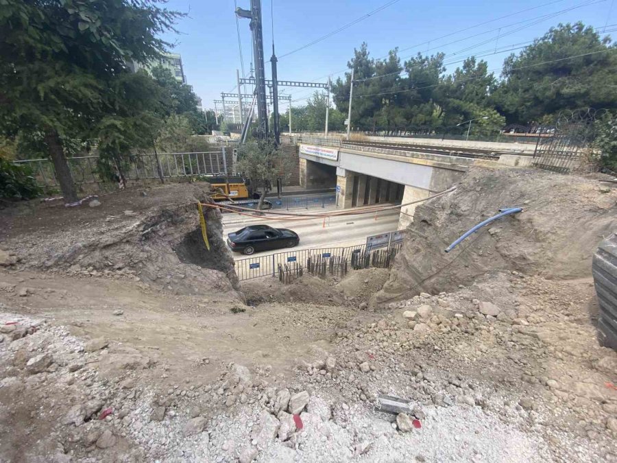 Bakan Uraloğlu Konya’ya Metro Müjdesini Verdi