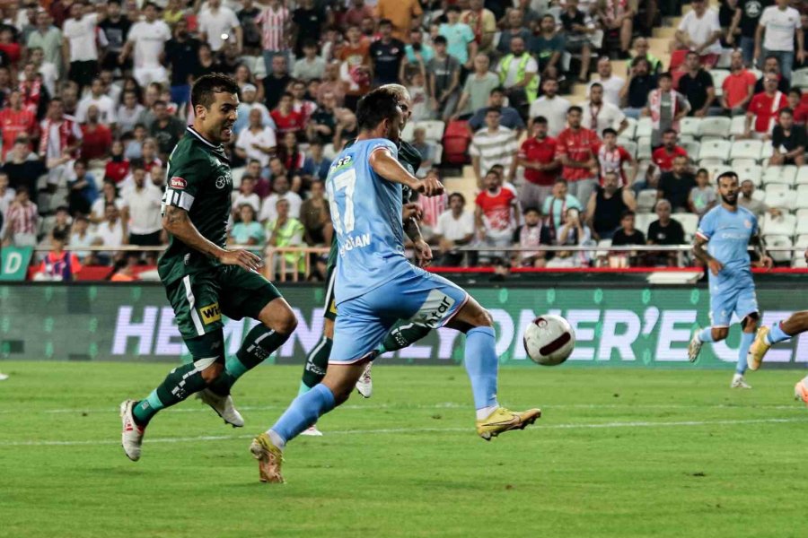 Trendyol Süper Lig: Antalyaspor: 0 - Konyaspor: 0 (ilk Yarı)