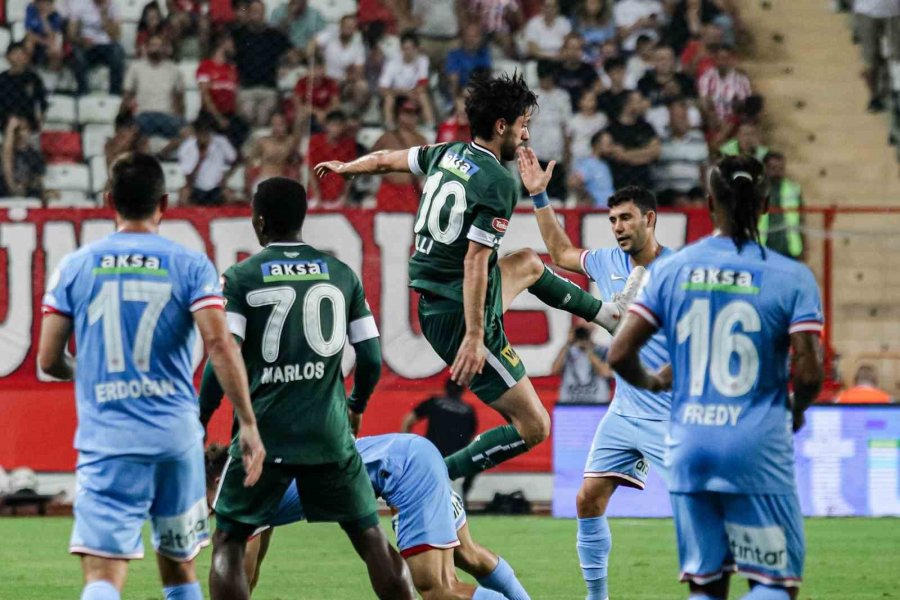 Trendyol Süper Lig: Antalyaspor: 0 - Konyaspor: 0 (ilk Yarı)