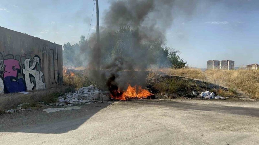 Korkutan Yangın Hayırsever Operatör Söndürüldü