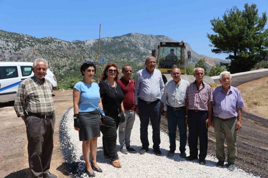 Büyükşehirden Akseki’nin 4 Mahallesine Asfalt