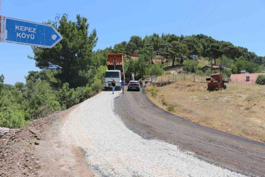 Büyükşehirden Akseki’nin 4 Mahallesine Asfalt