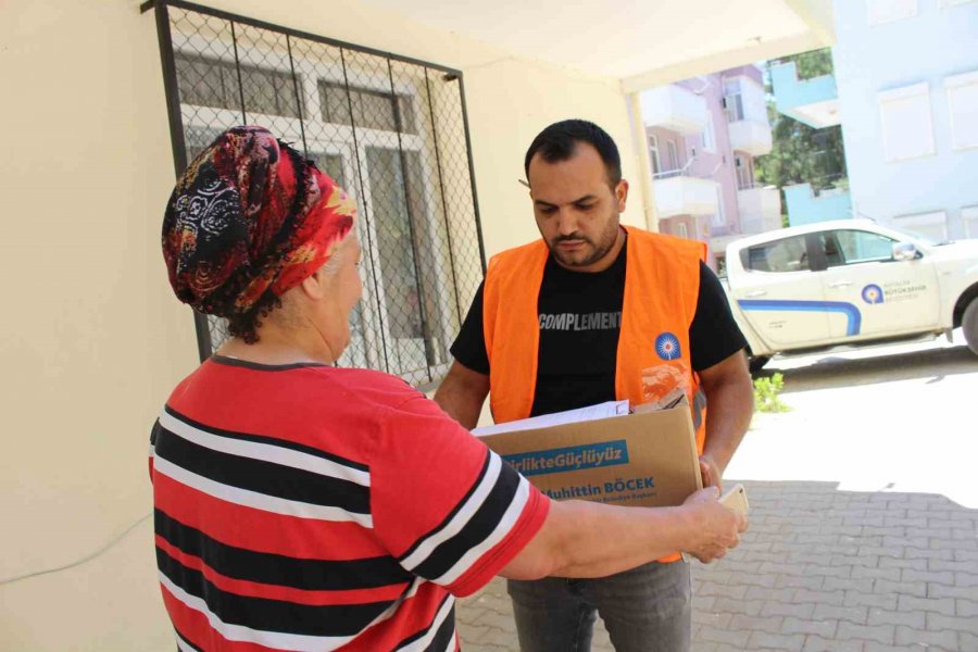 Büyükşehirin, Glutensiz Gıda Yardımı Sürüyor