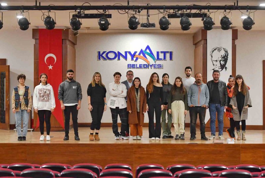 Konyaaltı Belediyesi’nden Oyunculuk Kursu