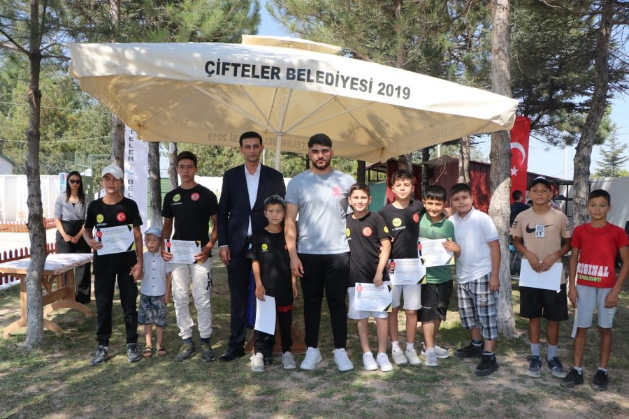 Çifteler ‘de Yaz Okulu Kursları Kapanış Programı Gerçekleşti