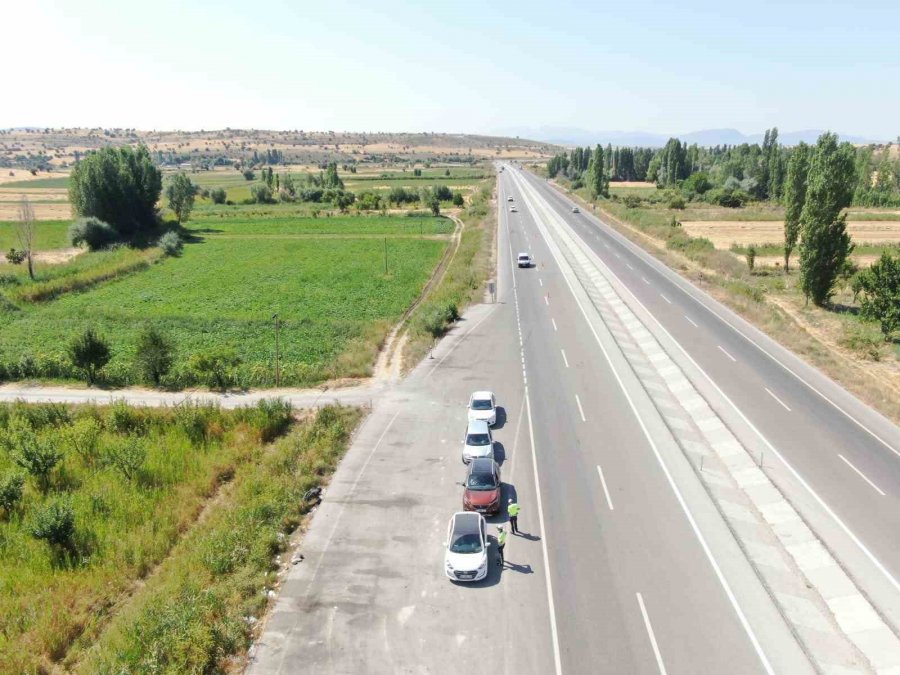 Konya’da Sürücülere Havadan Ceza Yağdı