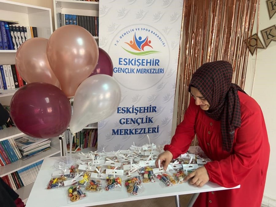 Kur’an-ı Kerim’e Geçen Öğrencilere Ödül Verildi