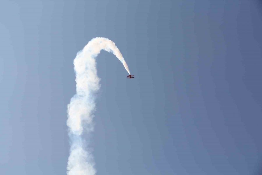 Türkiye’nin İlk Kadın Akrobasi Pilotu Eskişehir’de Hayran Bıraktı