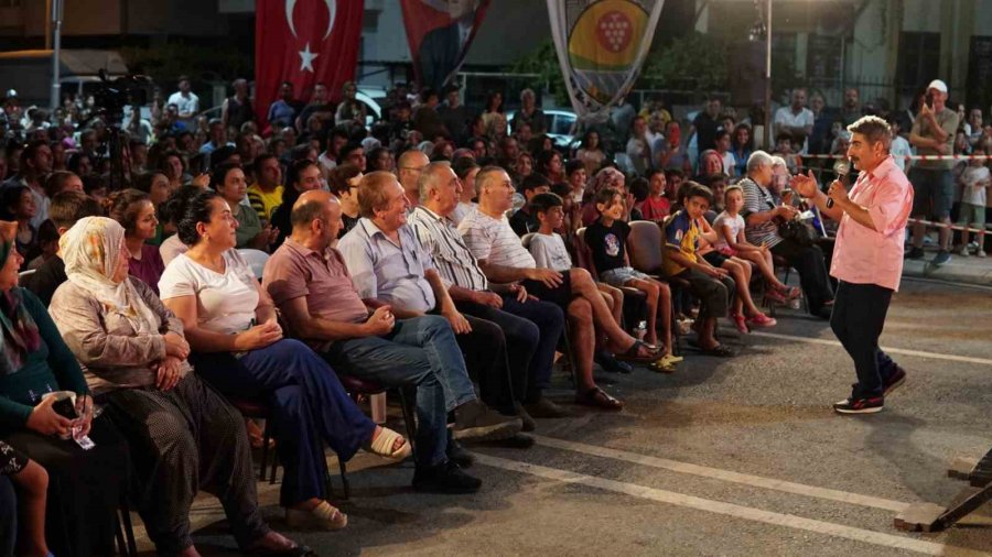 Yıldızlar Altında Yaz Eğlencesi Tiyatro Oyunu, Tarsus’ta 31 Mahallede 30 Bin Seyirciyle Buluştu