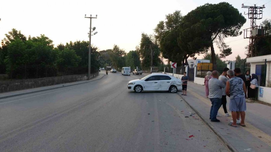 Park Halindeki Otomobile Çarpıp Kaçtı, Yakalanan Sürücü 1,87 Promil Alkollü Çıktı