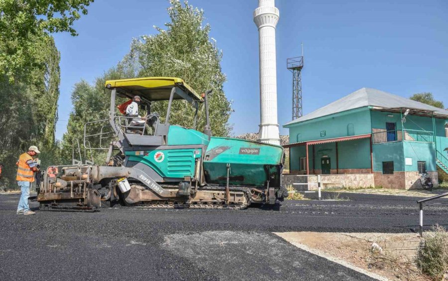 Kepez’den Varsak Yaylasına Sıcak Asfalt