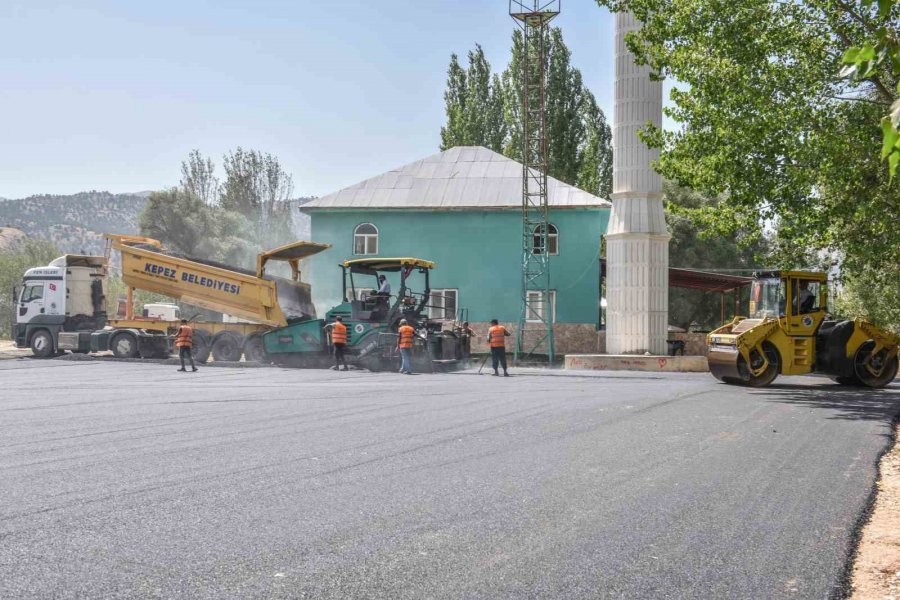 Kepez’den Varsak Yaylasına Sıcak Asfalt