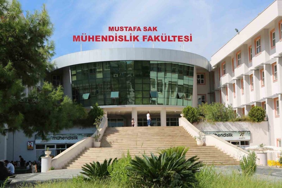 Aü Tıp Fakültesi Tercihlerde Anadolu Şehirleri Arasında İlk Sırada