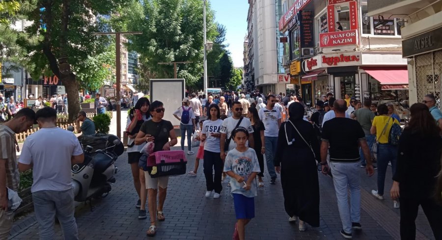 Eskişehir A Milli Takım İçin Şehir Dışından Misafirlerini Ağırlamaya Hazırlanıyor