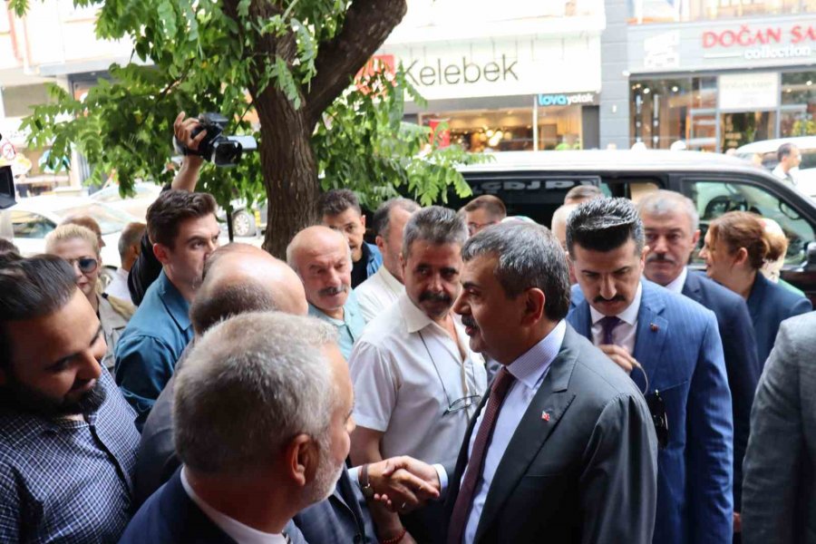 Milli Eğitim Bakanı Tekin: “yerel Yöneticilerin Tamamından Arsa Konusunda Destek Bekliyoruz”