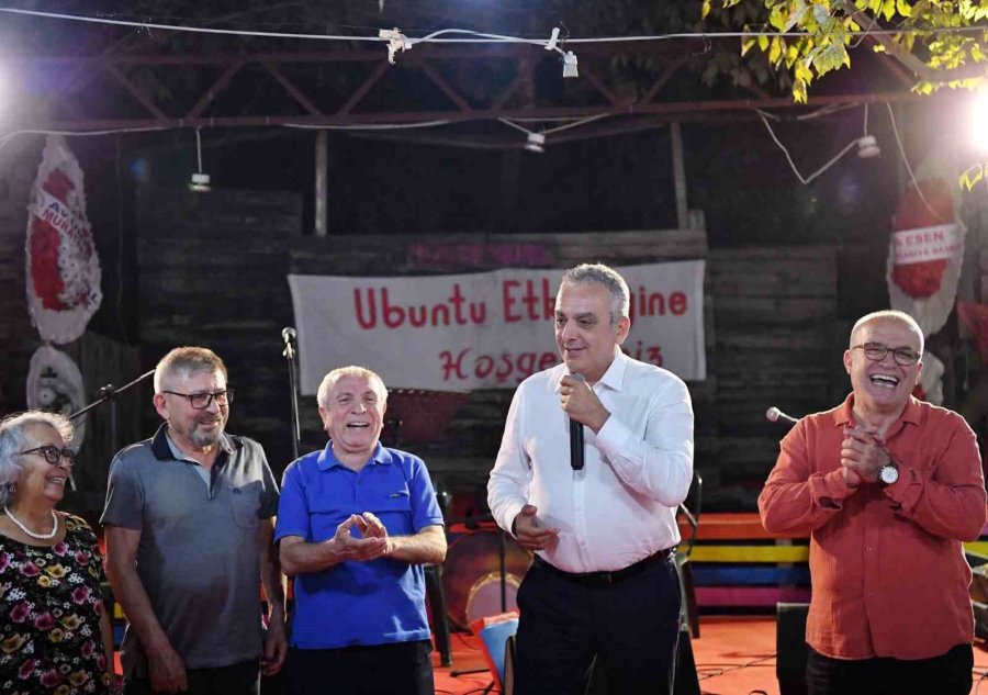 Konyaatı Belediye Başkanı Esen’e Onur Ödülü