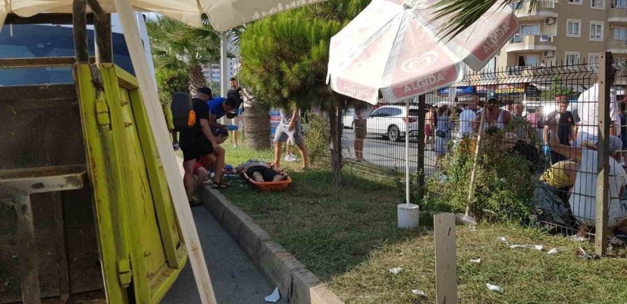 Antalya’da Feci Kaza: Saferi Aracı Takla Attı, 1 Ölü, Çok Sayıda Yaralı