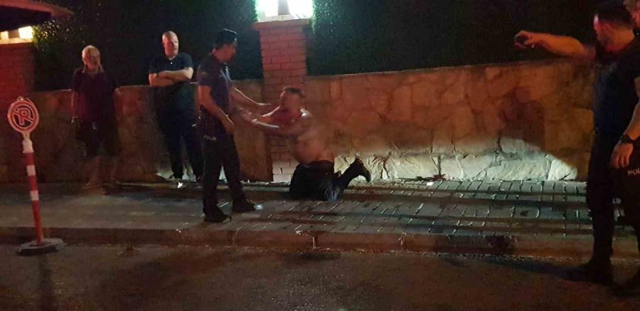 Alanya’da Uyuşturucu Krizine Giren Rus Turist, Polislere Ecel Teri Döktürdü