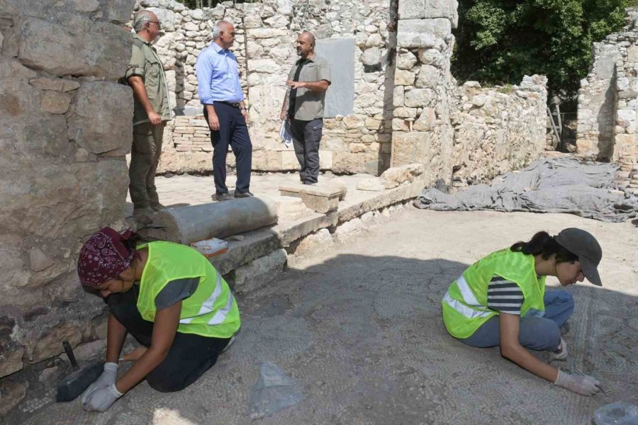 Olimpos’taki Tarihi Kent Gün Yüzüne Çıkıyor