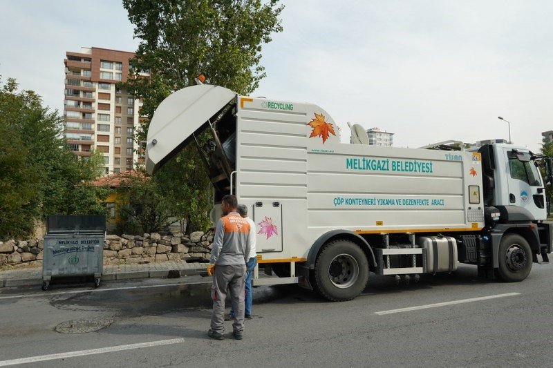 Yıldırım Beyazıt Mahallesinde Toplu Temizlik Çalışması Yapıldı