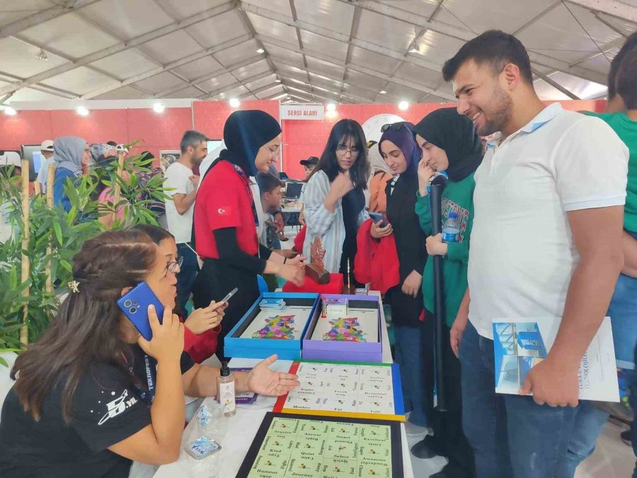 Büyükşehir’in Kayseri Bilim Merkezi, Ankara Teknofest’te İlgi Odağı Oldu