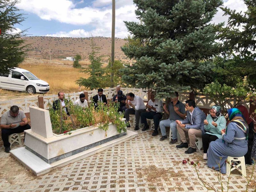 Şehit Ahmet Belen Şehadetini 18. Yılında Kabri Başında Anıldı