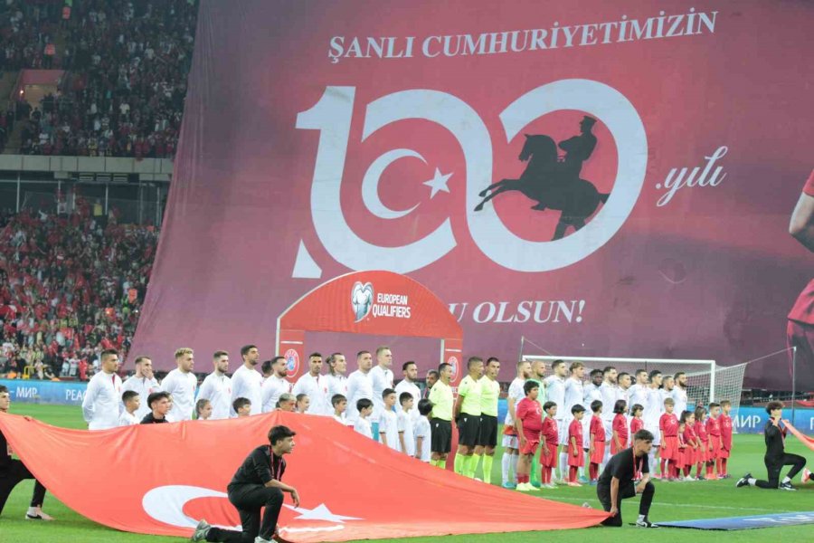 2024 Avrupa Şampiyonası Elemeleri: Türkiye: 0 - Ermenistan: 0 (ilk Yarı)