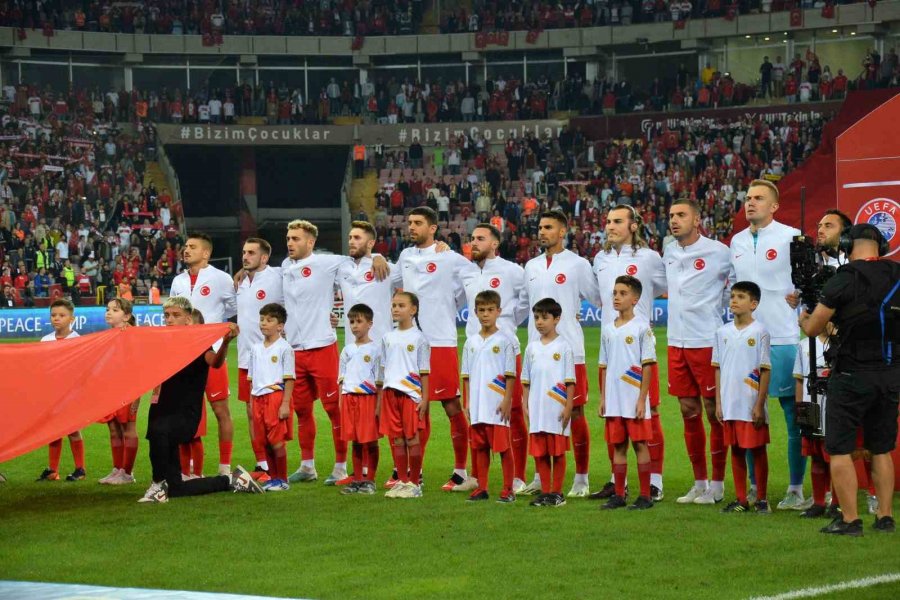 2024 Avrupa Şampiyonası Elemeleri: Türkiye 0 - Ermenistan: 0 (maç Devam Ediyor)