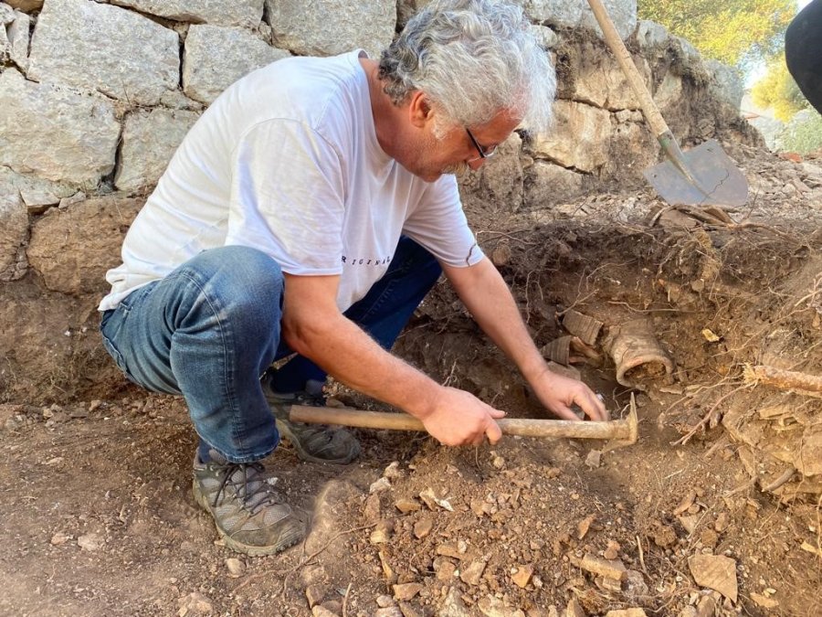 Geçmişi Binlerce Yıla Dayanan Myra Antik Kentinde Kazılar Tapulu Arazilere Takıldı