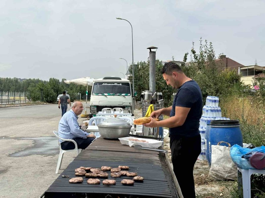 Eskişehir’i Milli Maç Heyecanı Sardı