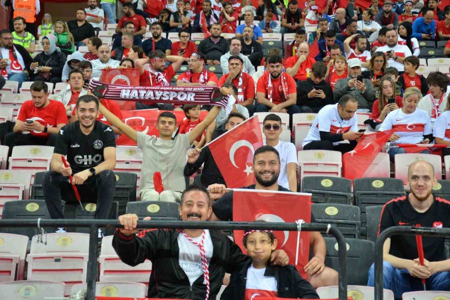 Eskişehirli Futbolseverler, Türkiye-ermenistan Maçına Hazır