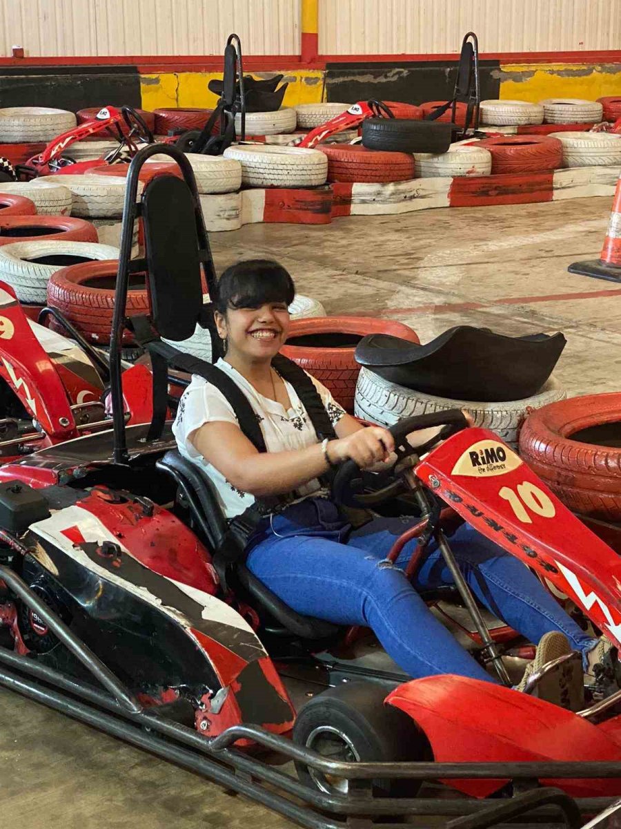 Eğlenmek İçin Bindiği Go-kart’ta Saçı Tekere Dolanan Genç Kız Canından Oluyordu