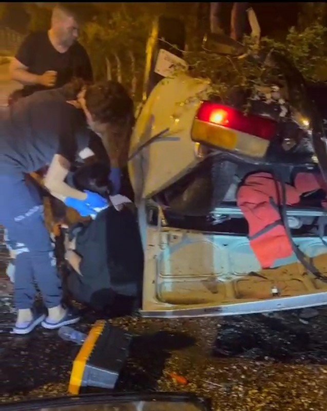 Mersin’de Trafik Kazası: 2 Yaralı