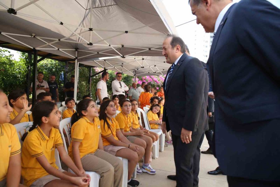 Mersin’de Yeni Eğitim-öğretim Yılı Törenle Başladı