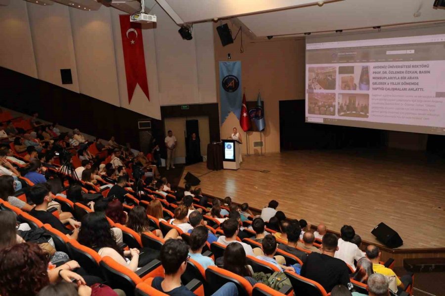 Aü Tıp Fakültesi’nde Yeni Müfredat İle Yeni Dönem