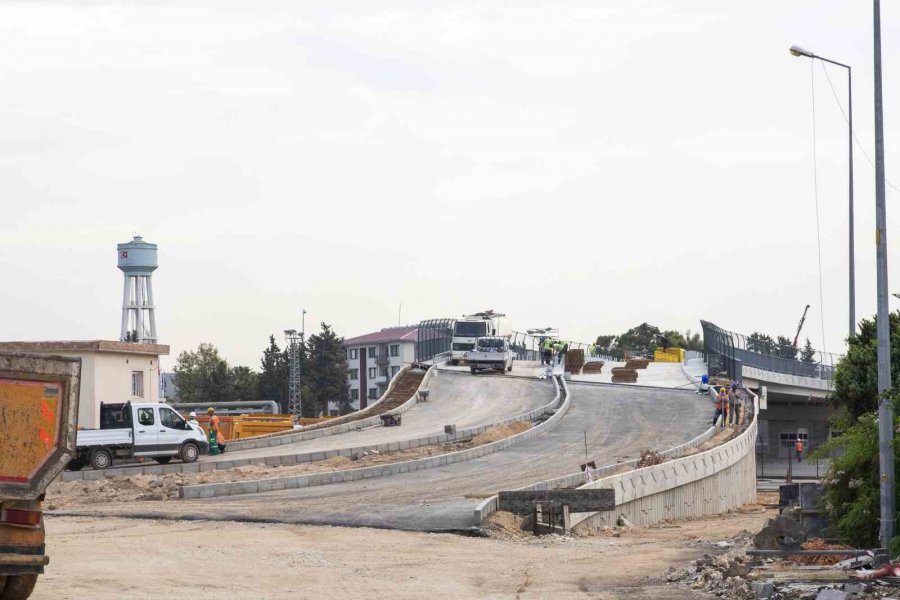 Başkan Seçer: "mersin’in Doğu Girişinde Trafik Sorunu Ortadan Kalkmış Olacak"