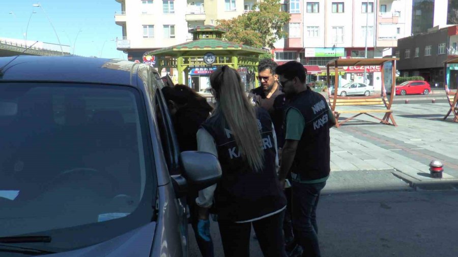 Narkotik Polisi Kayseri’de Zehire İzin Vermiyor