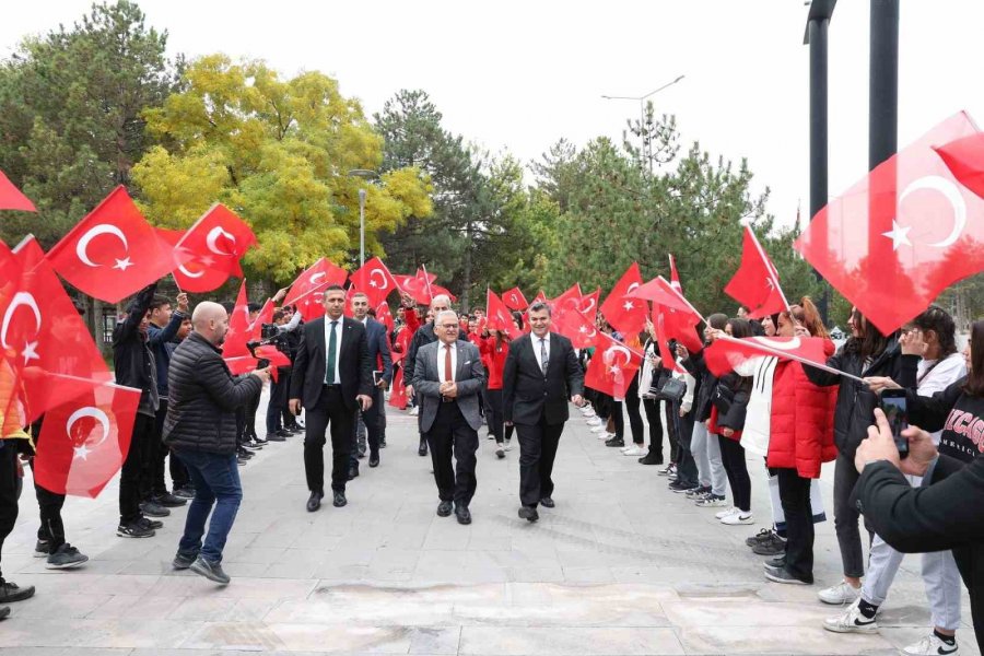 Büyükşehir, Dijital Gençlik Merkezi Kuruyor