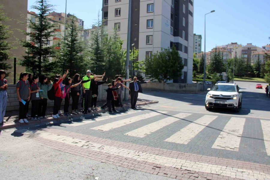 Kayseri’de Okul Yolunda Her Şey Yolunda