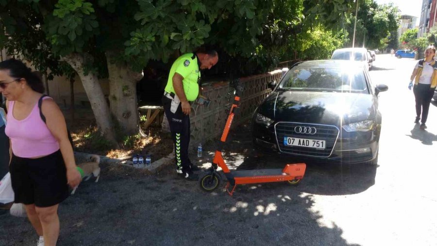 Ticari Taksiye Çarpan Scooter Sürücüsü Yaralandı