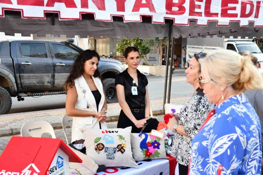 Akademisyen Şebnem Köseoğlu Anma Etkinliğinde Lösev’e Destek