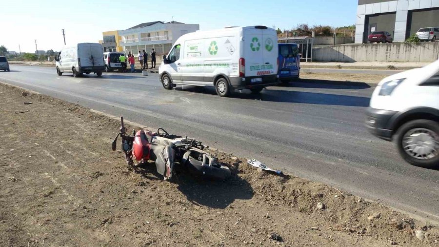 Motosiklet Sürücüsünden Ölümüne Kırmızı Işık İhlali