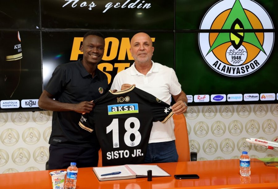 Alanyaspor, Pione Sisto İle 2 Yıllık Sözleşme İmzaladı