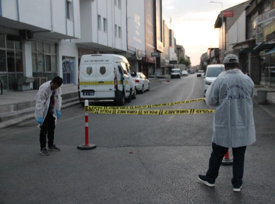 Kayseri’de Kıraathanede Çıkan Kavgaya Müdahale Sırasında Yaralanan Polis Memuru Şehit Oldu