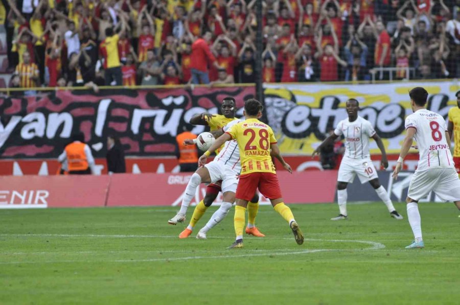 Trendyol Süper Lig: Kayserispor: 2 - Gaziantep Fk: 0 (maç Sonucu)